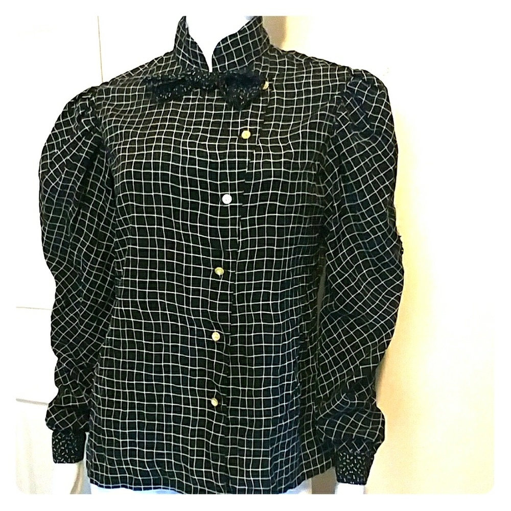 Bethany Vintage bow tie blouse Sz M